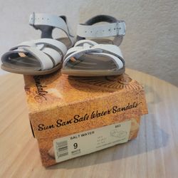 Salt Water Sandals Toddler Size 9