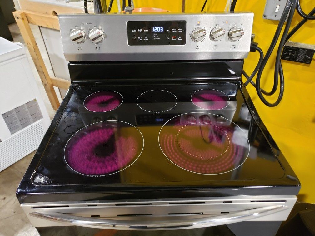 Brand New 5 Burner Stainless Steel Frigidaire Range
