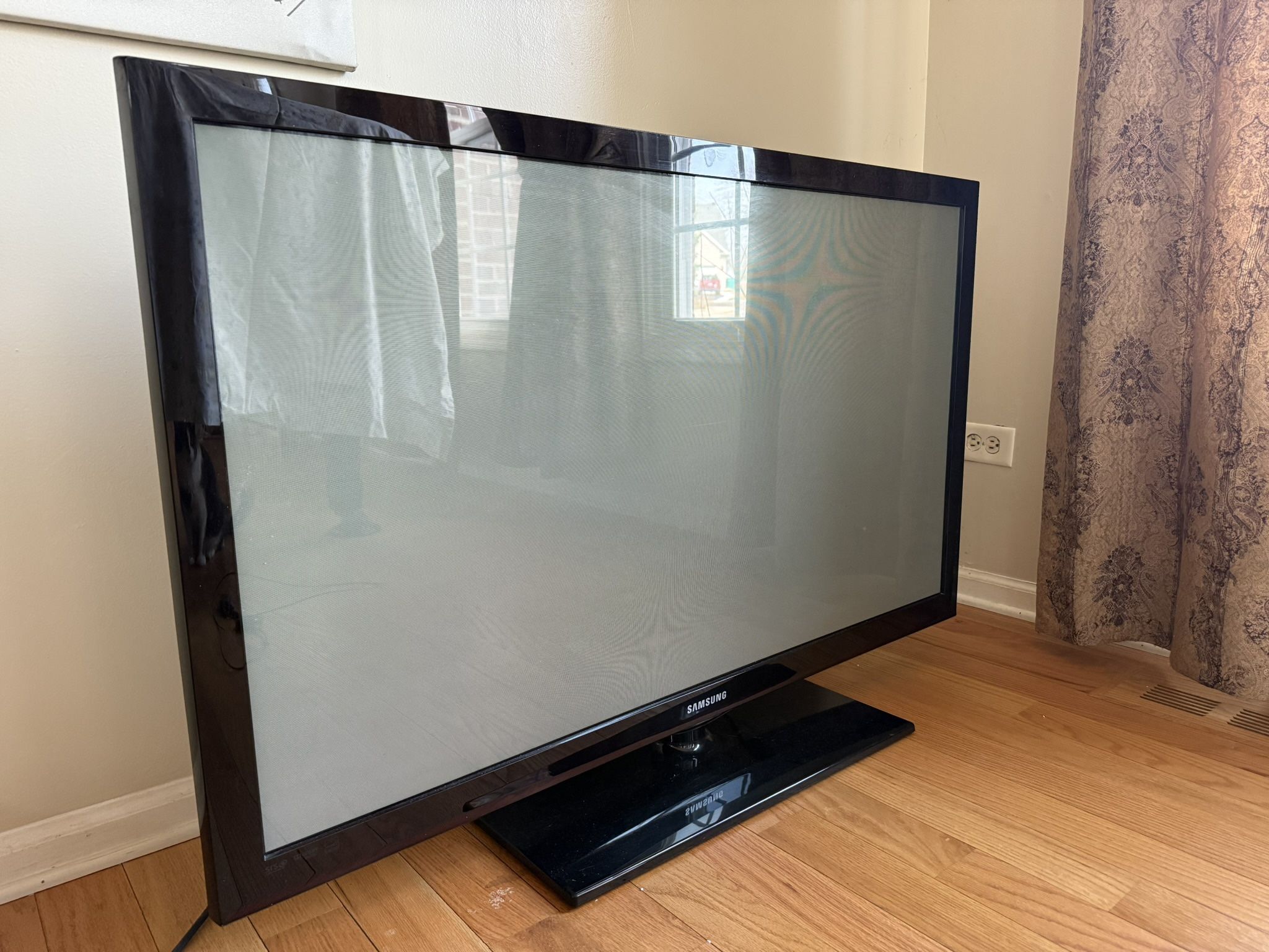 Samsung TV (50 Inch, Older Model, Non-Smart)