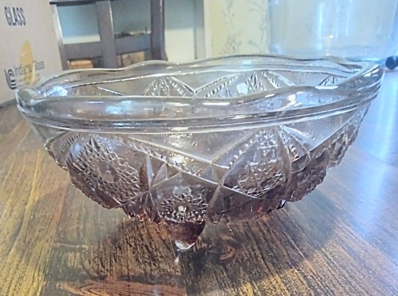 VTG Three Toed Depression Glass Bowl
