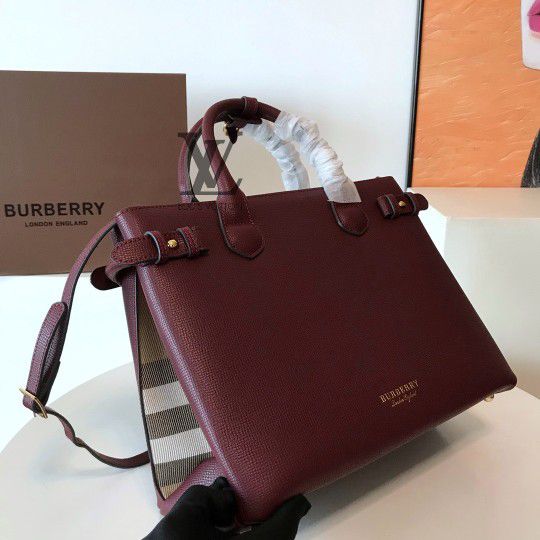 Burberry The Banner Bag 36961 Red
