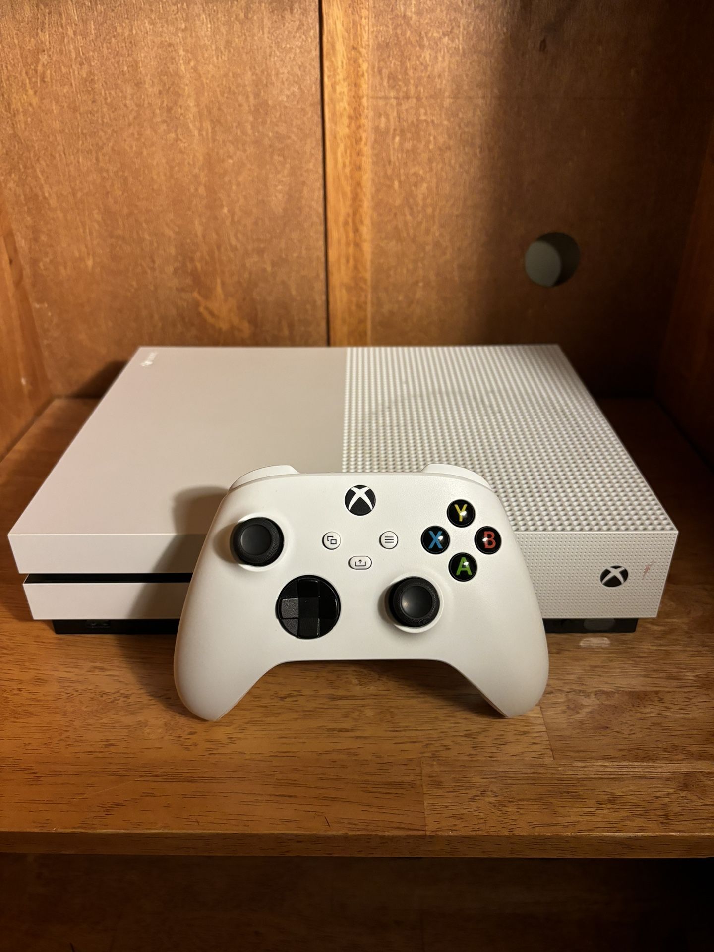 Xbox One S