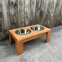 Elevated Dog Bowl Stand 