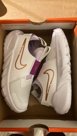 New NIKE Flex Runner 2 Child Size 13