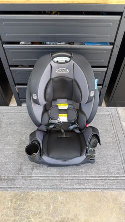 LIKE NEW Graco TriRide 3-in-1 Convertible Car Seat – Only Used Once