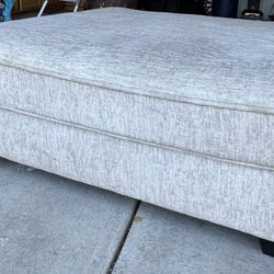 Regent Park Oversized Ottoman