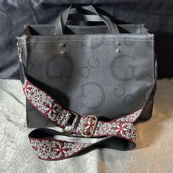 Guess Purse 