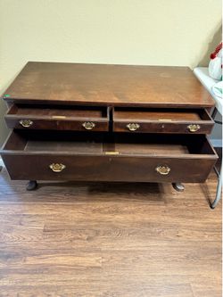 Beautiful Antique Chippendale Style Buffet