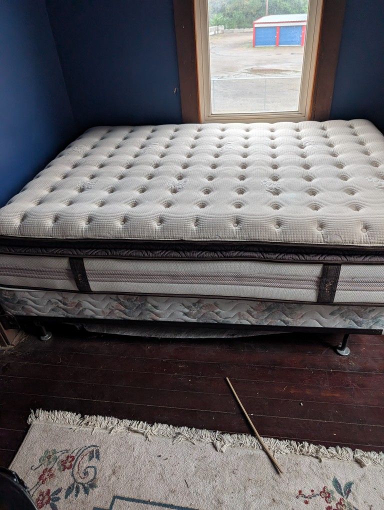 Mattress And Box Spring 