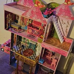 Doll House 4.5 Feet Tall