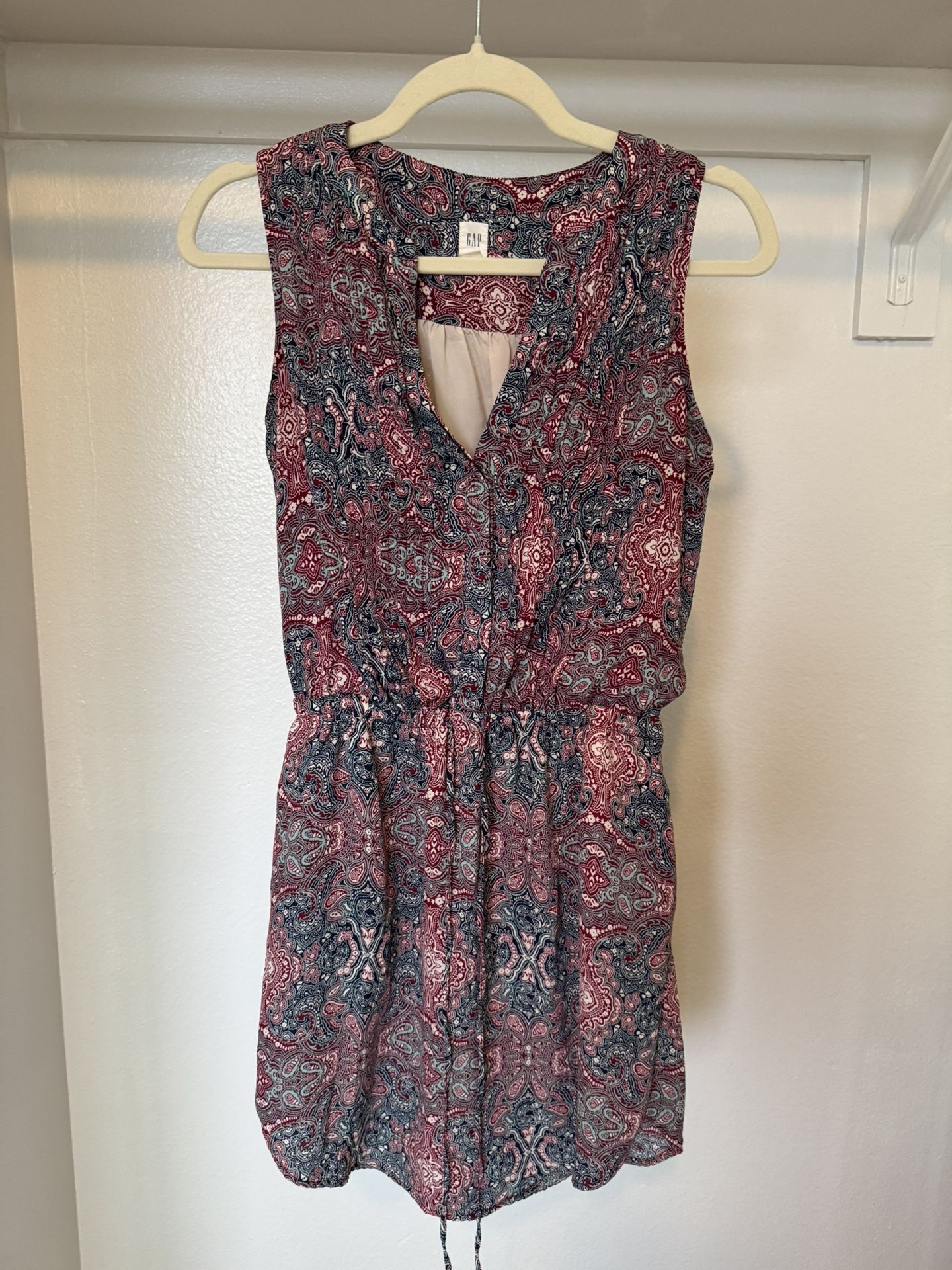 Red, White & Blue Paisley Print Gap Dress