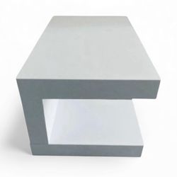 White lacquer medium size coffee table