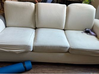 3 seats couch with none scratches cover