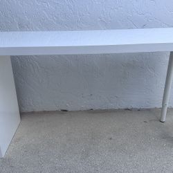 ⸻  ✨ IKEA High-Gloss White Console / Desk Table – Modern & Minimalist ✨