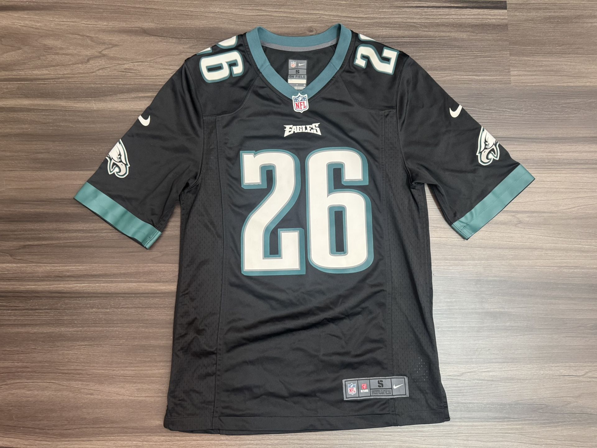 Nike Miles Sanders #26 Philadelphia Eagles NFL On Field Home Jersey Men's Small 100% authentic. Good condition. The product is a Nike Miles Sanders