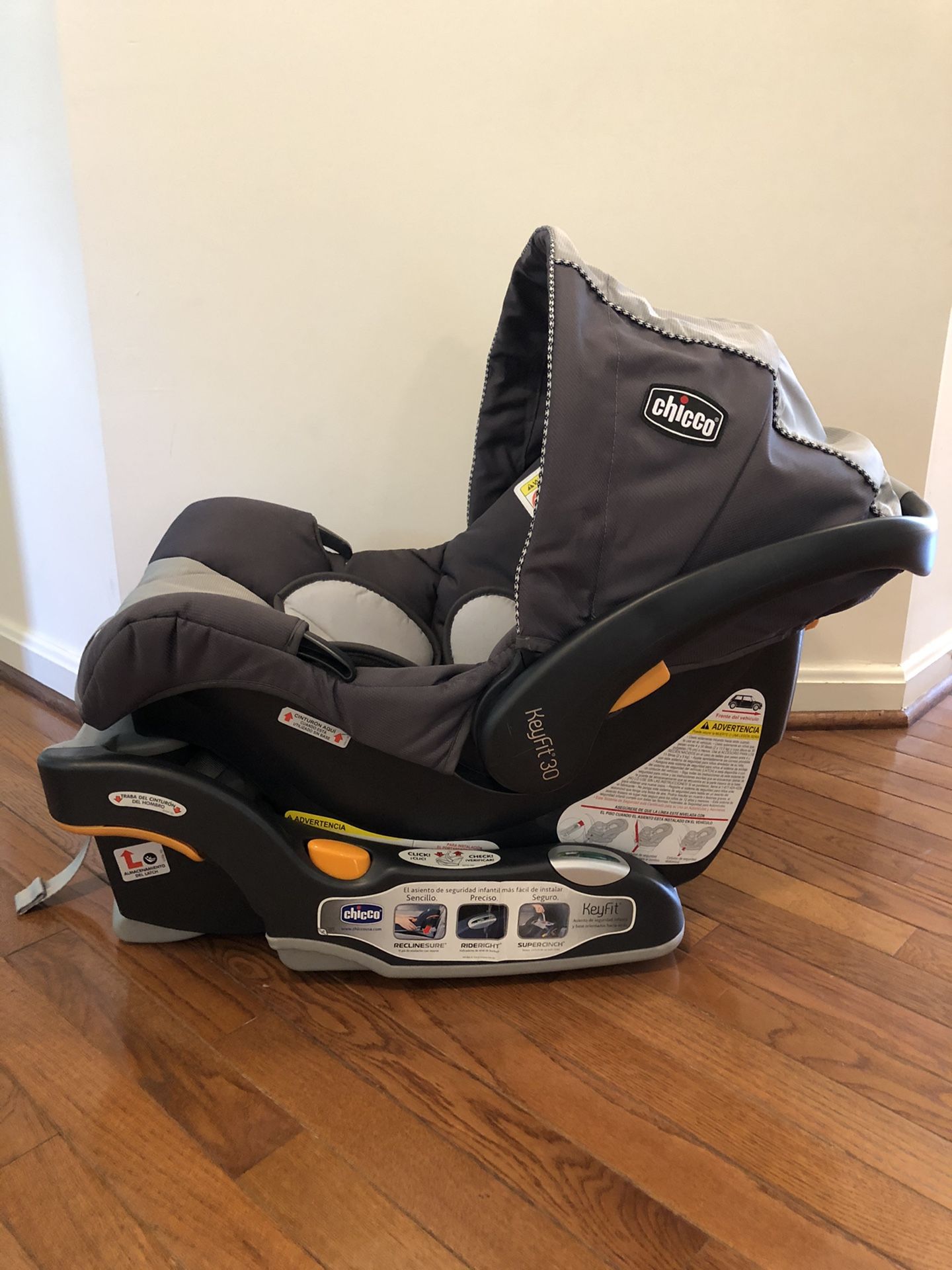 Chicco KeyFit 30 Infant Car Seat - Moonstone