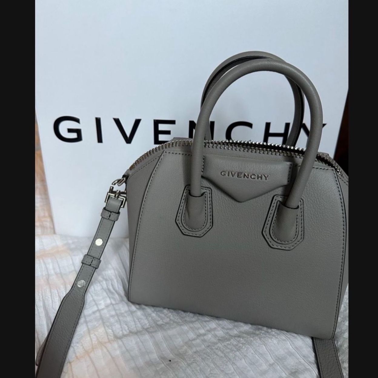 Givenchy🖤