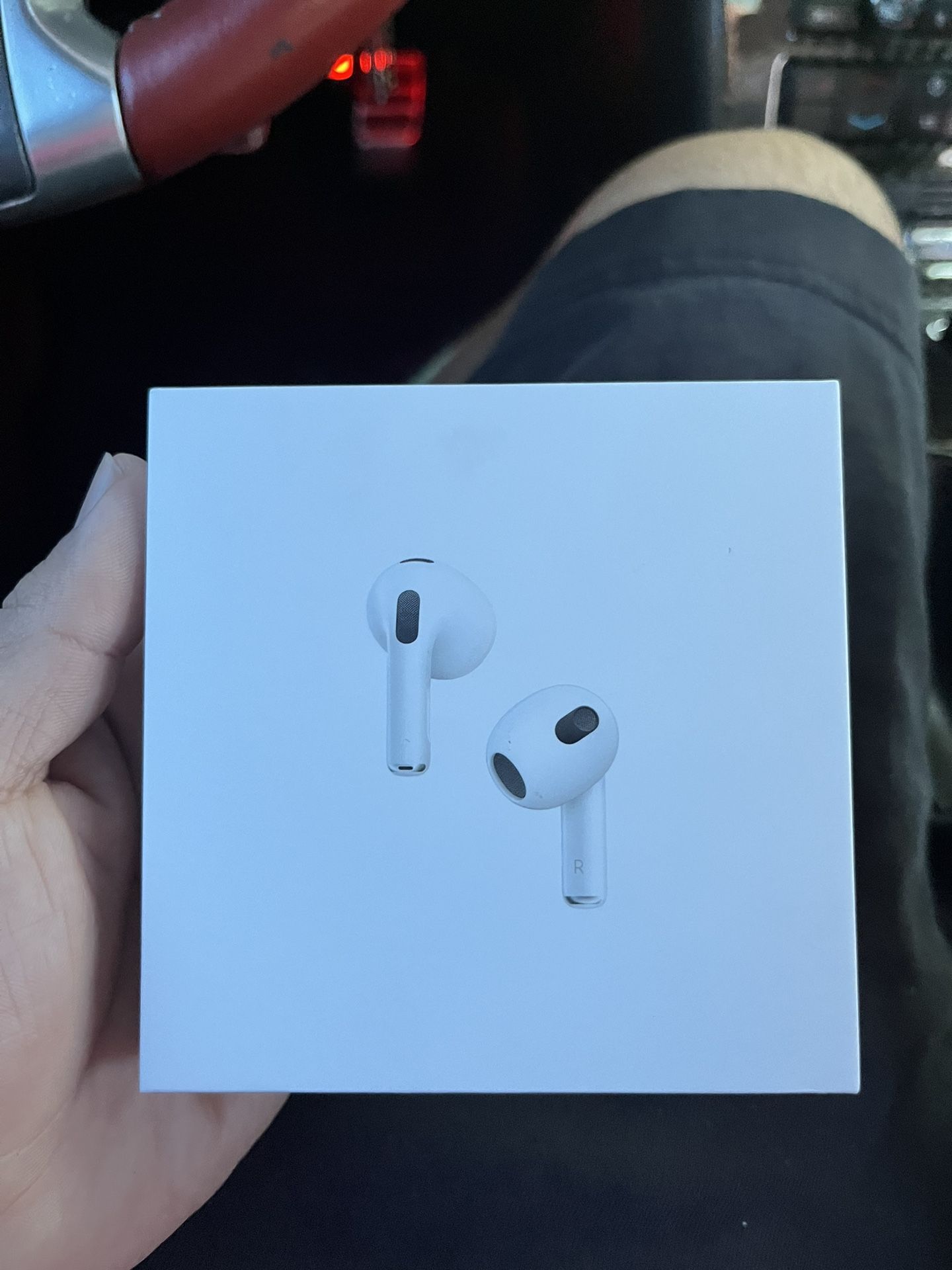 AirPods Gen 3