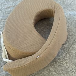 Breastfeeding Pillow 