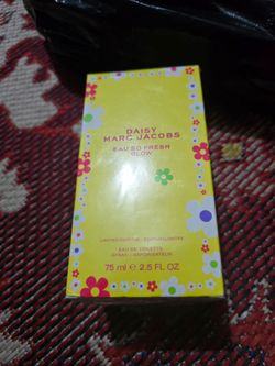 Marc Jacobs Daisy Eau So Fresh Glow EDT 75ml