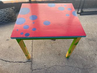 Kids Wood Activity Table 23”W Mesa de actividades de madera para niños