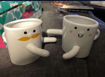 New in box  “huggy mugs” his and hers