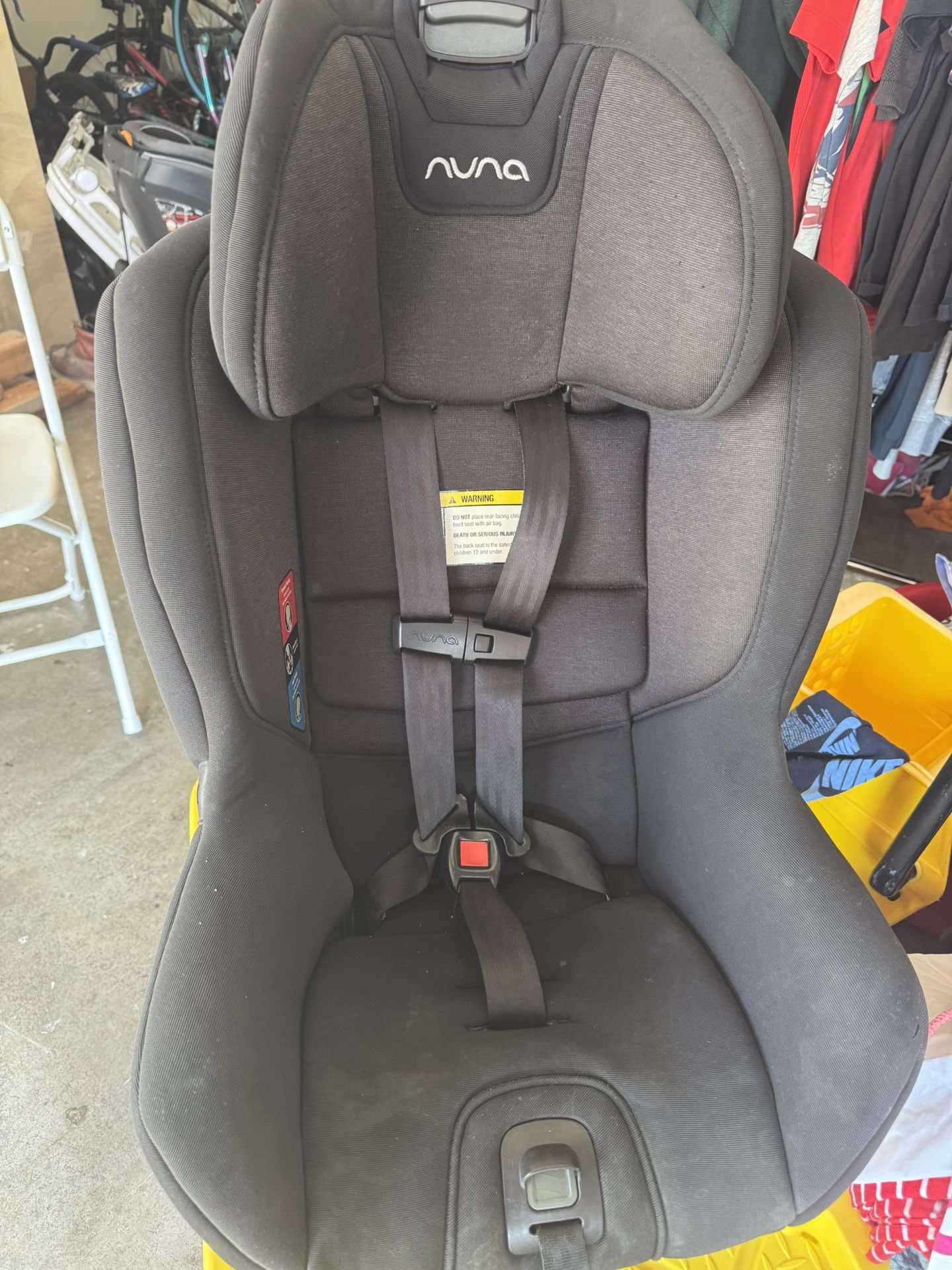Nuna Rava Convertible Car seat