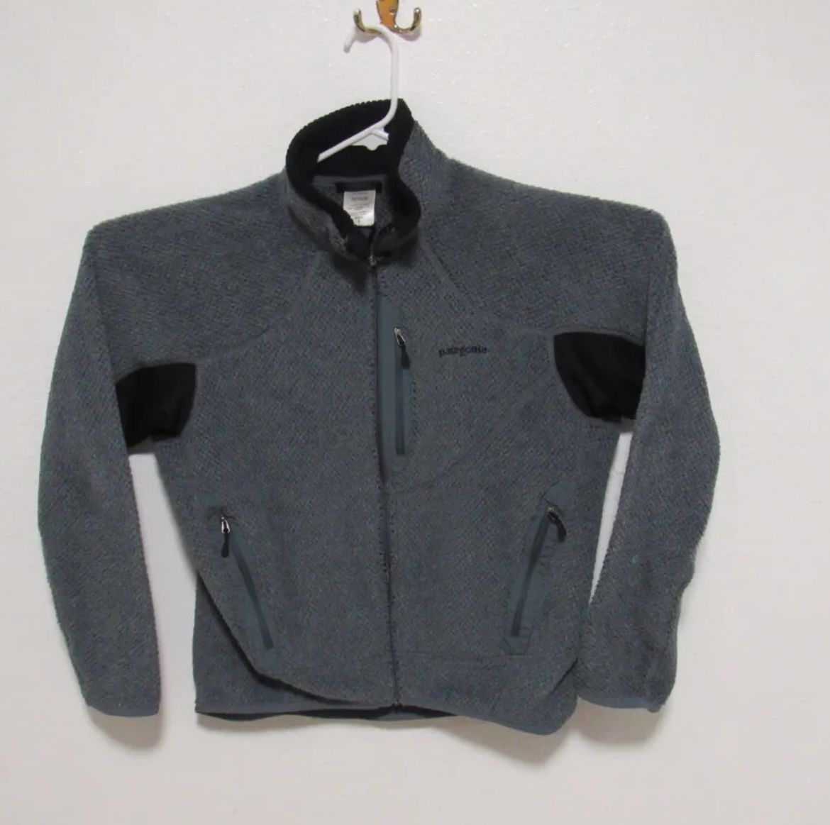 Patagonia Gray Fleece Full Zip Polartec Jacket Men's size Small Outdoor Coat
