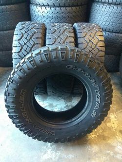 305-55-20 goodyear wrangler duratrac