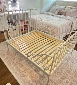 IKEA Toddler to Twin Bed