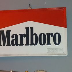 1991 Phillip Morris Tin sign