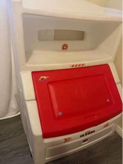 Toy box