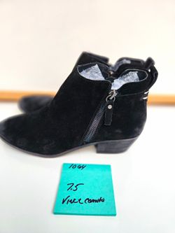 Vince Camuto Women’s Black Suede Ankle Bootie Side Zip Round Toe US 7.5