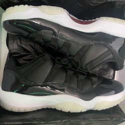 Jordan 11 Low 