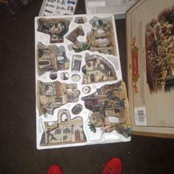 44 Piece Bethlehem Village Set