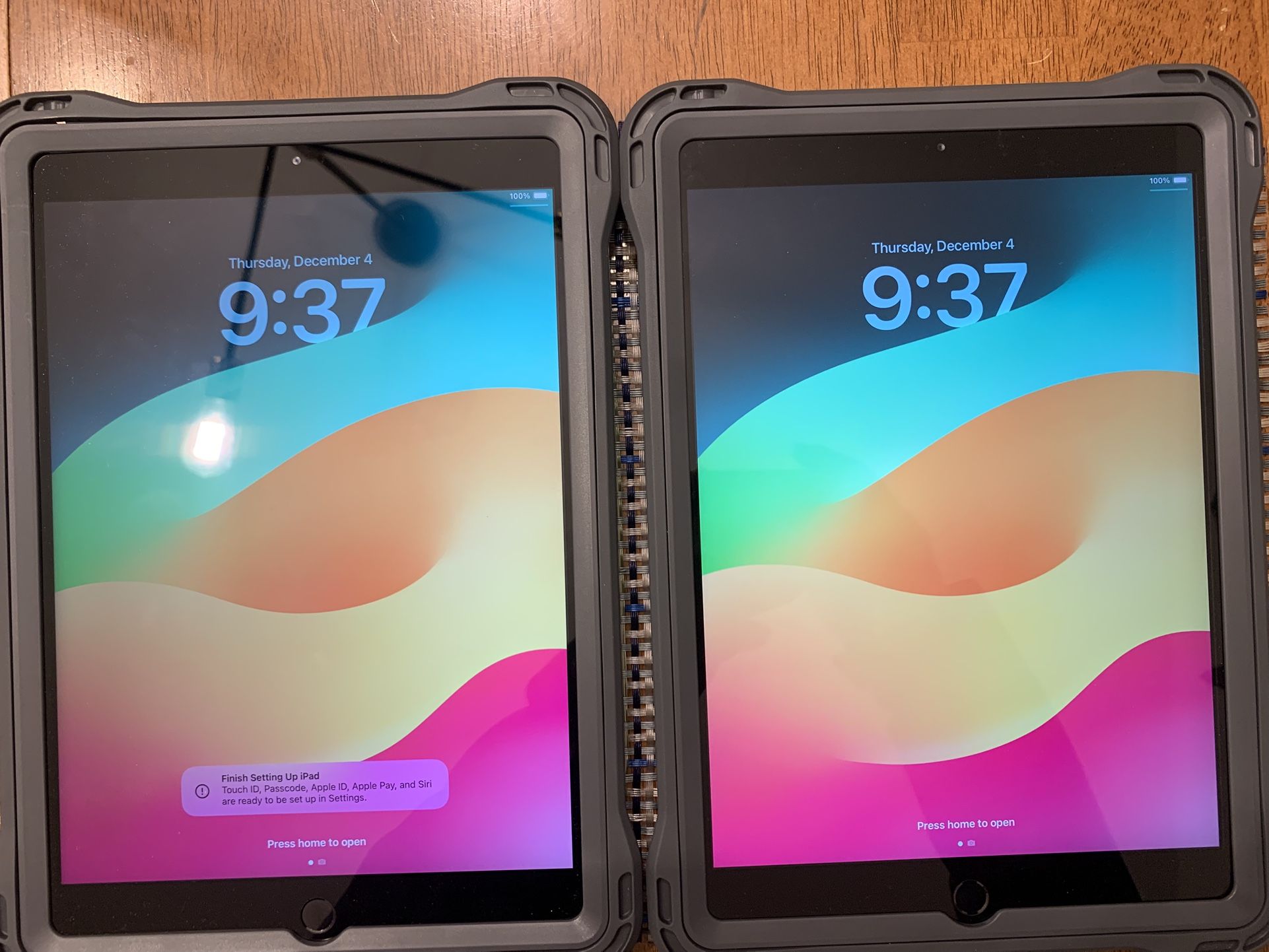 Apple iPad 7th Generation 10.2” Unlocked Like New With Great Case!