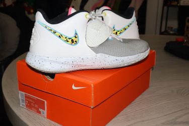 Nike Kyrie Flytrap (7Y)