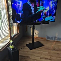 65in LG 4k Smart TV 