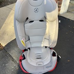 Gently Used Missing One Cup Holder 