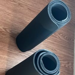 Bundle 2 Non-Slip Yoga Mats 