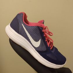 Nike Revolution 3 Running Shoes