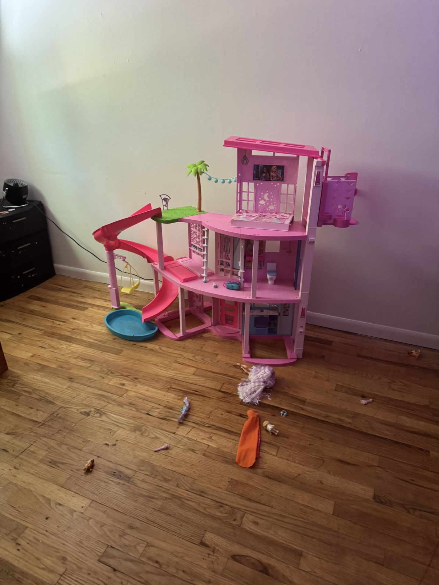 Barbie Dream House And Accessories