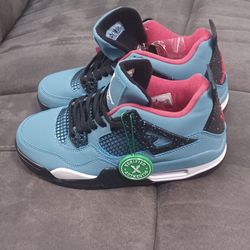 Jordan 4 University Blue Black All New.