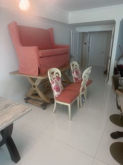 White Dining Chairs with Pink Upholstery – Set of 3 plus dining table