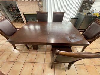 Comedor de madera, dining room