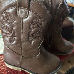 Used Shoes & Boots