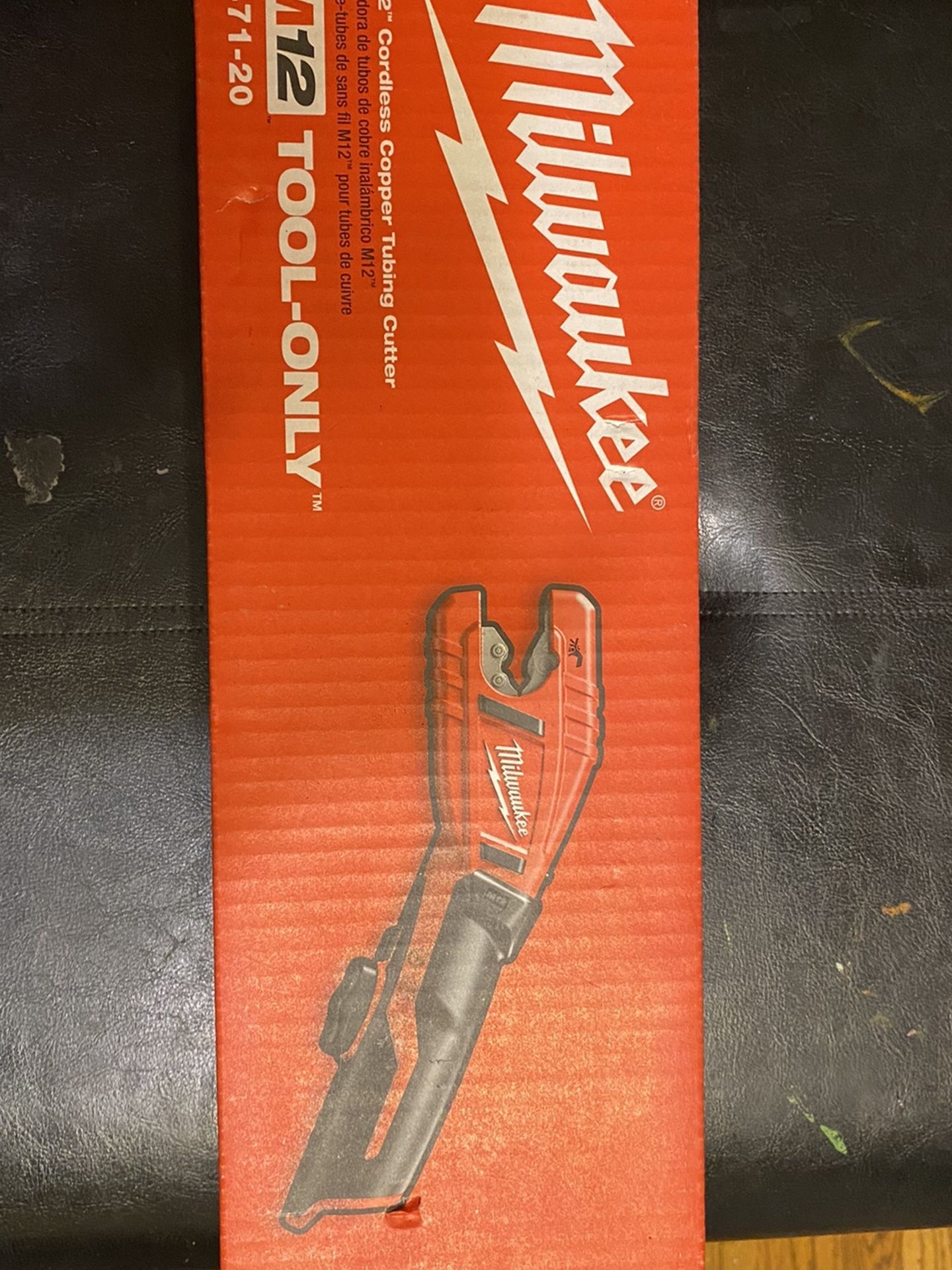 Milwaukee M12 Cordless Copper Tubing Cutter