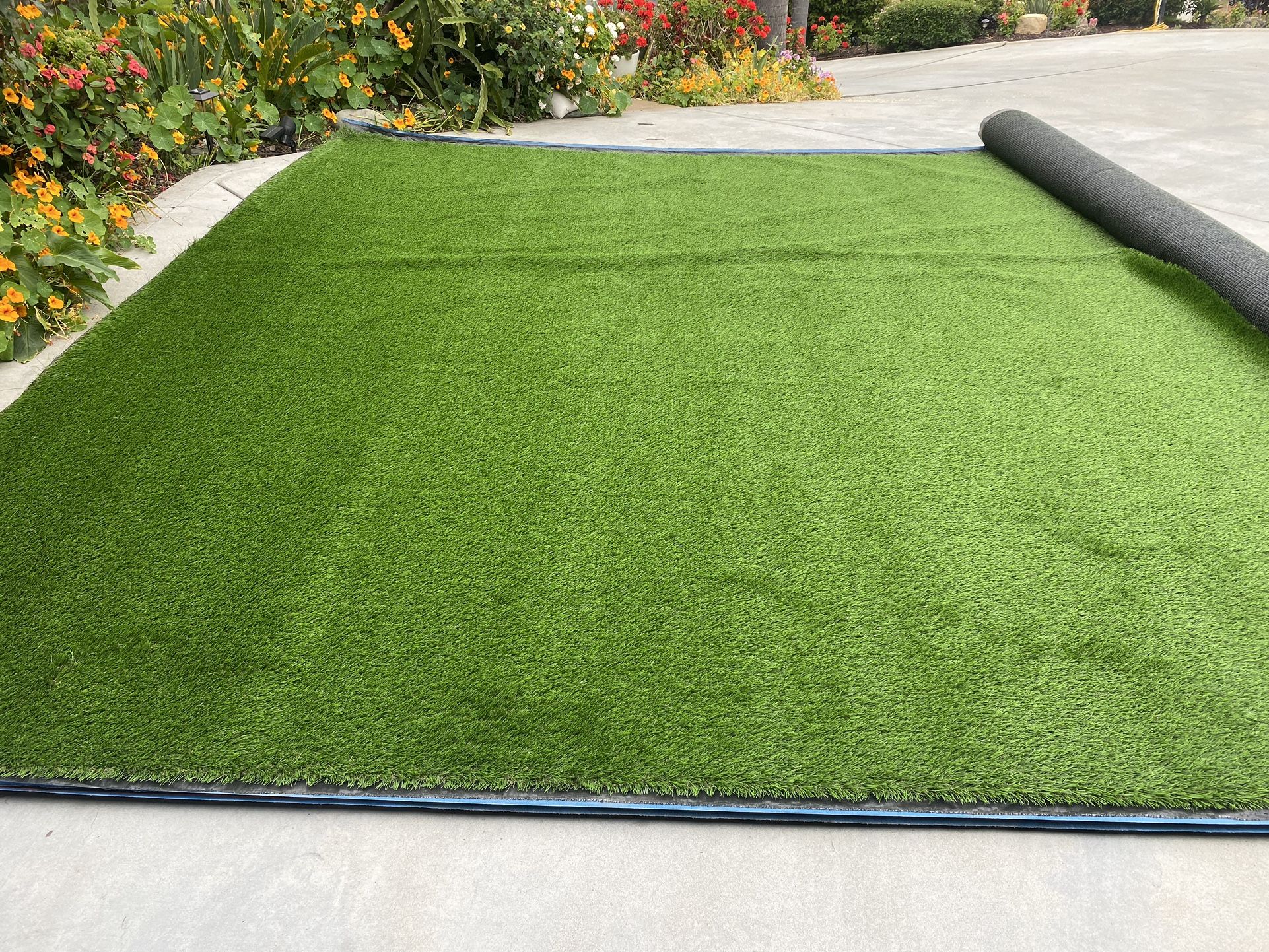 12x30 Roll Of Turf Grass Artificial Grass Artificial Turf Synthetic Lawn $575 Firm 70 Oz Turf