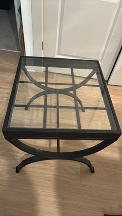 End table