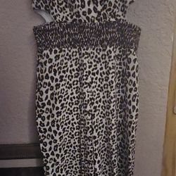 SUPER CUTE LEOPARD BODY SUITE SIZE 4